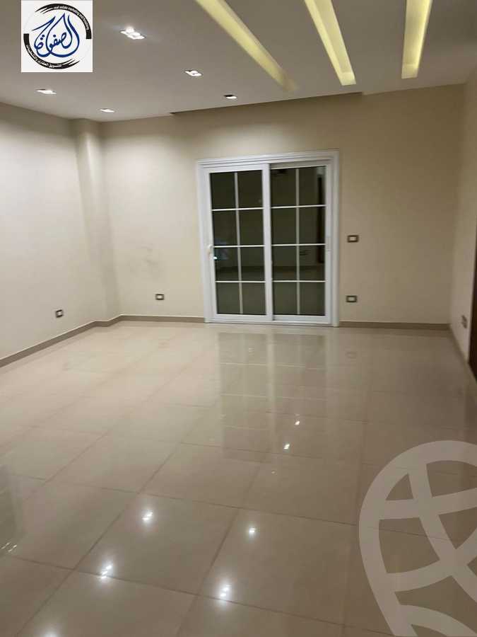 https://aqarmap.com.eg/ar/listing/5643292-for-rent-cairo-new-cairo-el-lotus-lotus-north-lmntq-lthny-llwts-lshmly