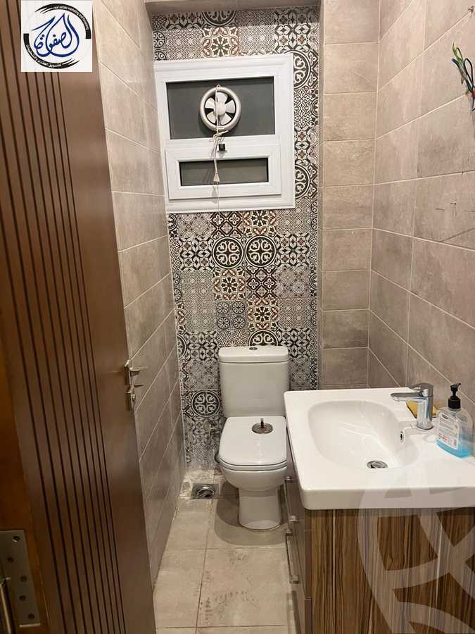 https://aqarmap.com.eg/ar/listing/5643292-for-rent-cairo-new-cairo-el-lotus-lotus-north-lmntq-lthny-llwts-lshmly