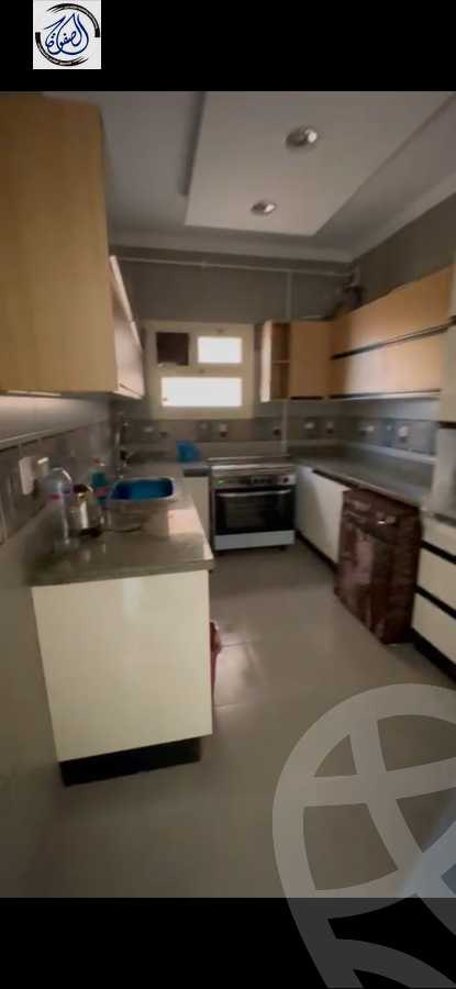 https://aqarmap.com.eg/en/listing/5643305-for-rent-cairo-new-cairo-compounds-el-mostashareen-compound