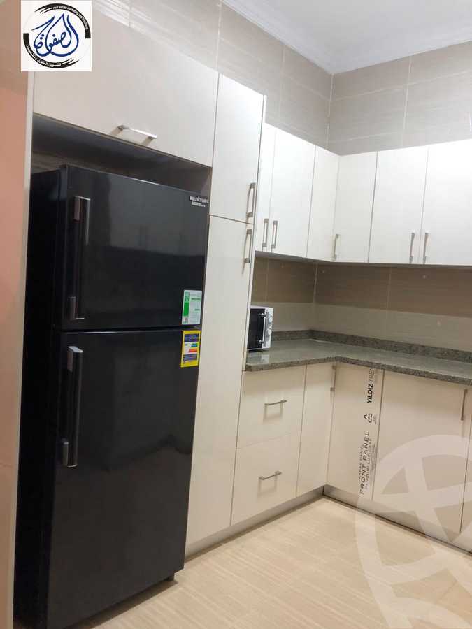https://aqarmap.com.eg/en/listing/5651117-for-rent-cairo-new-cairo-compounds-el-mostashareen-compound