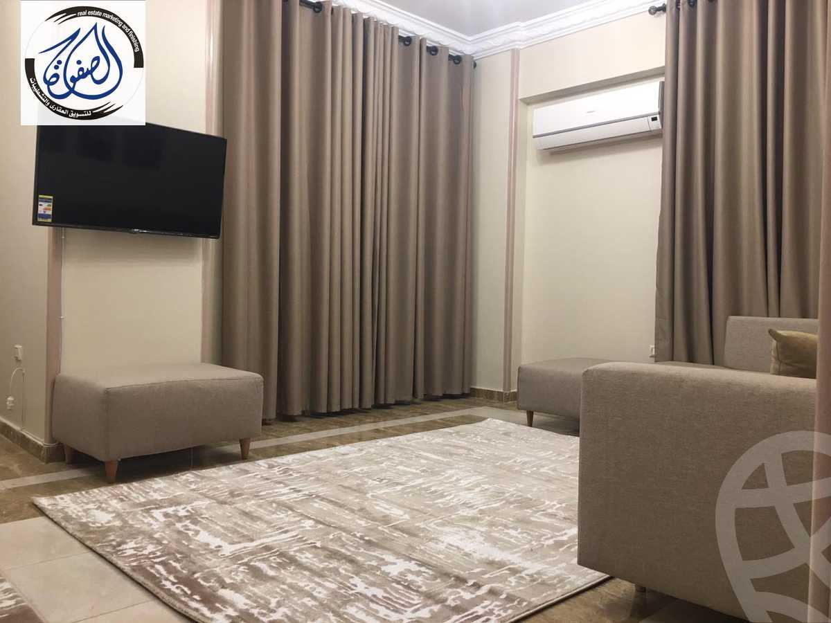 https://aqarmap.com.eg/en/listing/5651117-for-rent-cairo-new-cairo-compounds-el-mostashareen-compound