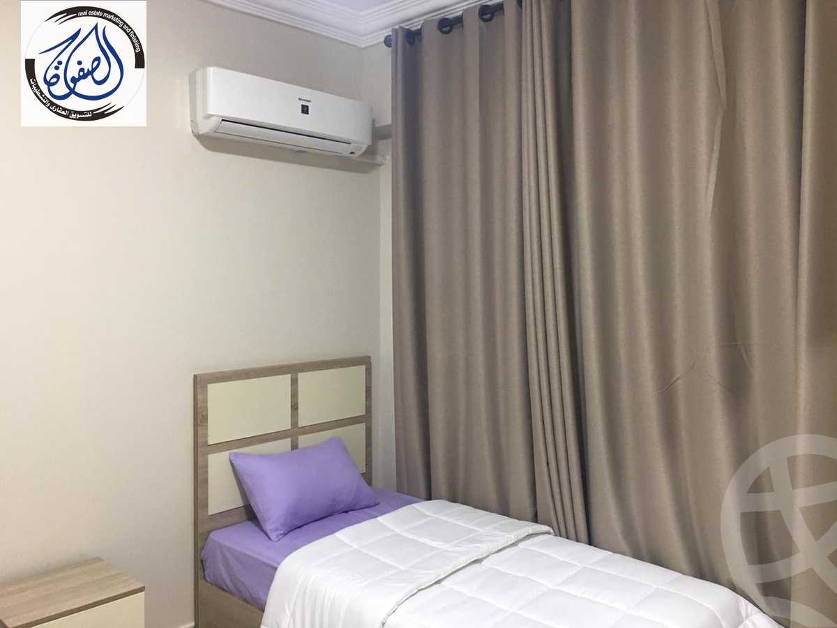 https://aqarmap.com.eg/en/listing/5651117-for-rent-cairo-new-cairo-compounds-el-mostashareen-compound