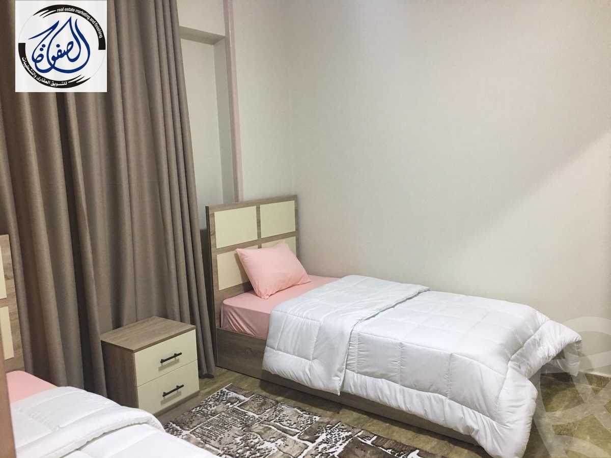 https://aqarmap.com.eg/en/listing/5651117-for-rent-cairo-new-cairo-compounds-el-mostashareen-compound