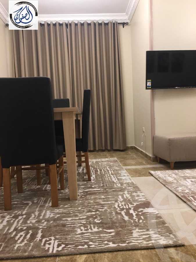 https://aqarmap.com.eg/en/listing/5651117-for-rent-cairo-new-cairo-compounds-el-mostashareen-compound