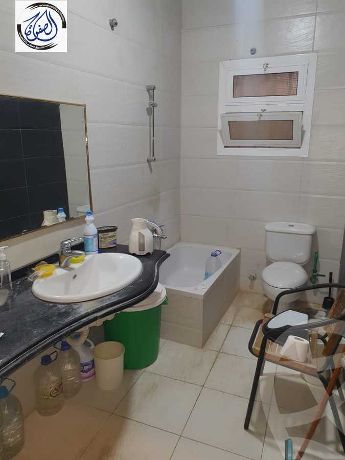 https://aqarmap.com.eg/ar/listing/5657794-for-sale-cairo-new-cairo-el-narges-el-narges-omarat-mohamed-sabry-abu-alam-st