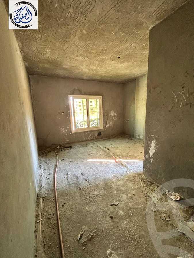 https://aqarmap.com.eg/en/listing/5661569-for-sale-cairo-new-cairo-ganob-el-akadamiya-south-academy-a-zaid-ebn-haretha-st