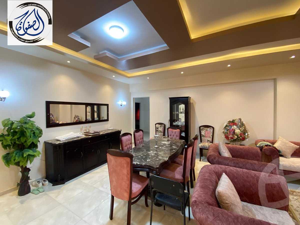 https://aqarmap.com.eg/en/listing/5661920-for-rent-cairo-new-cairo-compounds-hayati-residence