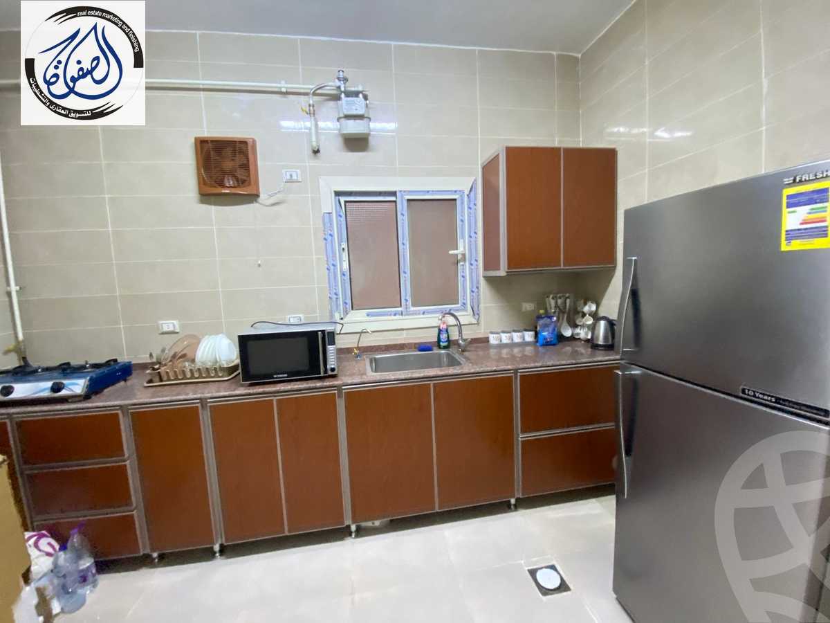https://aqarmap.com.eg/en/listing/5661920-for-rent-cairo-new-cairo-compounds-hayati-residence