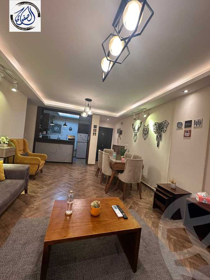 https://aqarmap.com.eg/ar/listing/5668388-for-rent-cairo-new-cairo-lrhb-city-phase-5-talaat-mostafa-st