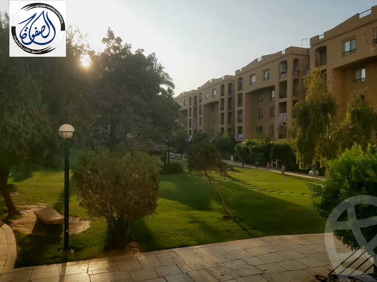 https://aqarmap.com.eg/ar/listing/5668388-for-rent-cairo-new-cairo-lrhb-city-phase-5-talaat-mostafa-st
