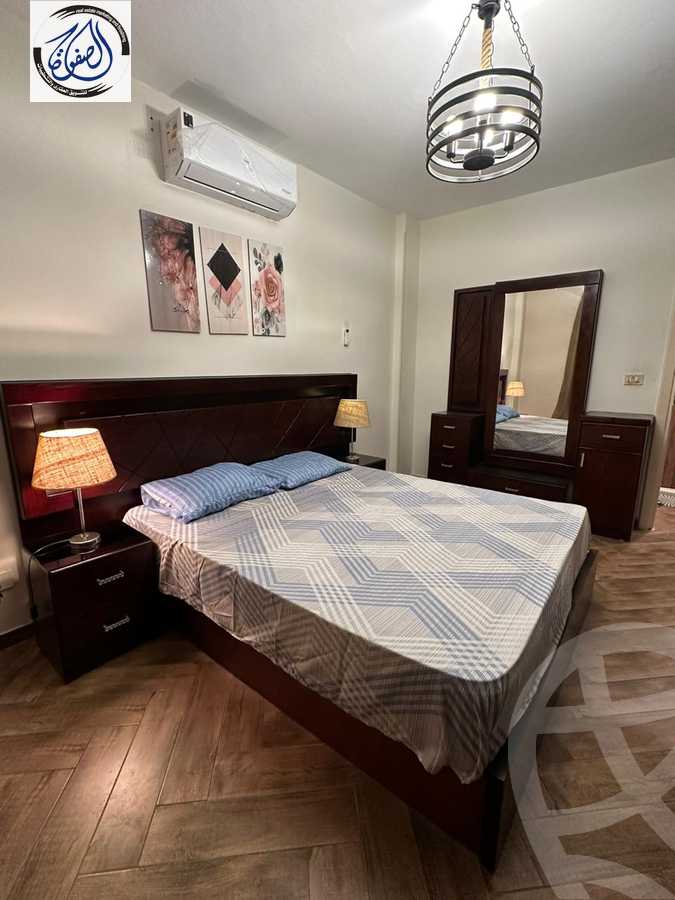 https://aqarmap.com.eg/ar/listing/5668388-for-rent-cairo-new-cairo-lrhb-city-phase-5-talaat-mostafa-st