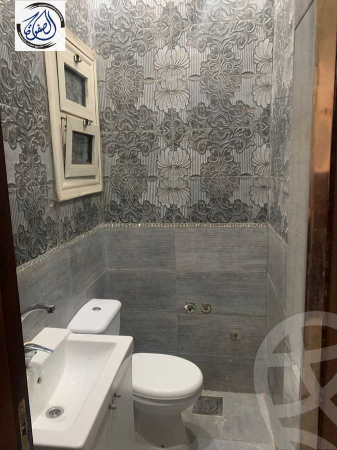 https://aqarmap.com.eg/en/listing/5669985-for-rent-cairo-new-cairo-sharq-el-akadamiya-al-tahrir-st