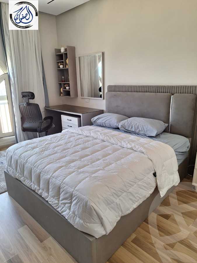https://aqarmap.com.eg/en/listing/5674630-for-rent-cairo-new-cairo-lrhb-city-phase-5-talaat-mostafa-st