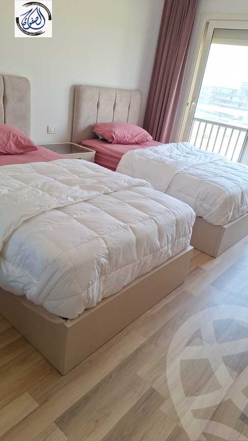 https://aqarmap.com.eg/en/listing/5674630-for-rent-cairo-new-cairo-lrhb-city-phase-5-talaat-mostafa-st