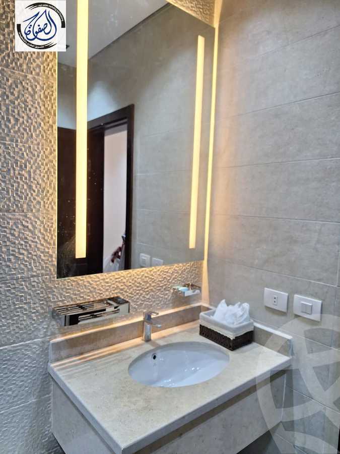 https://aqarmap.com.eg/en/listing/5674630-for-rent-cairo-new-cairo-lrhb-city-phase-5-talaat-mostafa-st