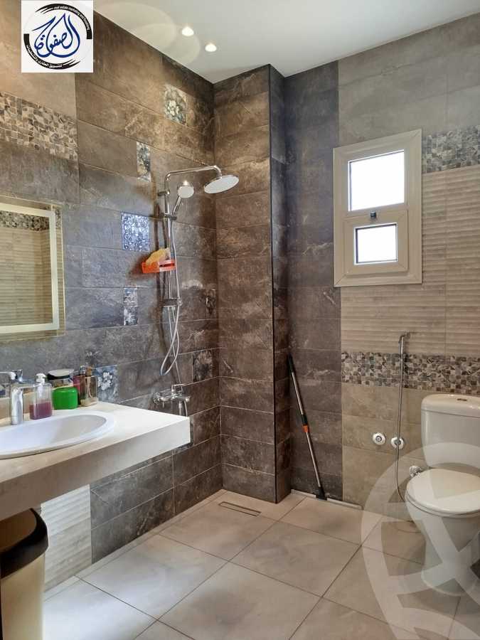 https://aqarmap.com.eg/en/listing/5678190-for-sale-cairo-new-cairo-compounds-kmbwnd-lnkhyl