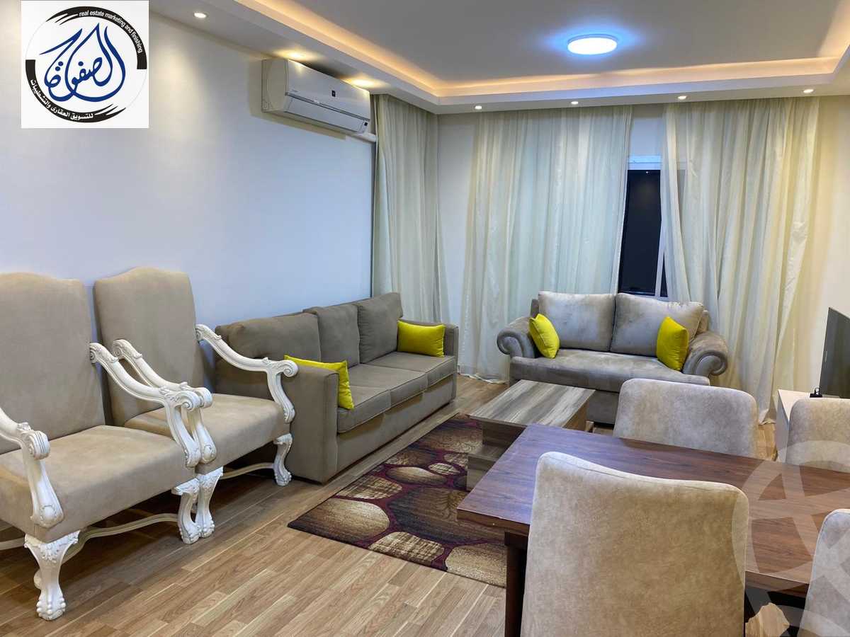 https://aqarmap.com.eg/en/listing/5687527-for-rent-cairo-new-cairo-lrhb-city-phase-5-talaat-mostafa-st