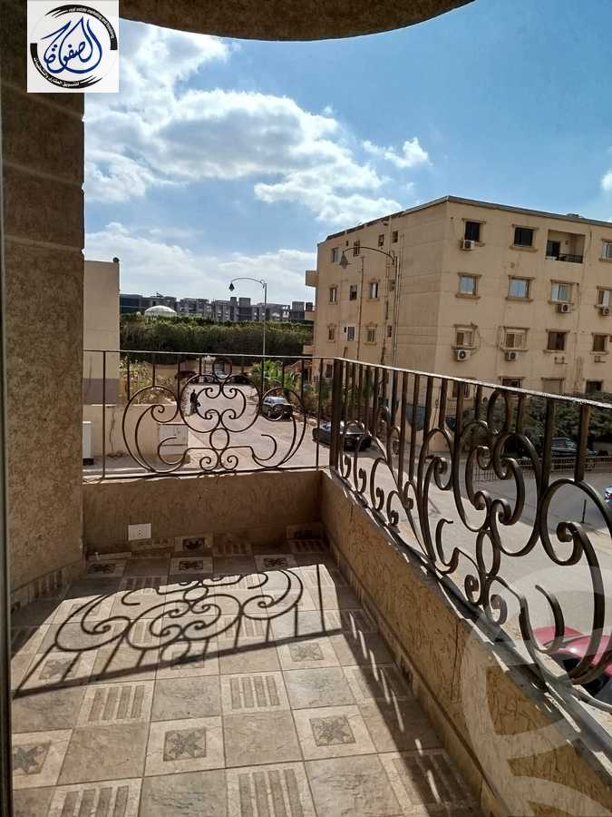 https://aqarmap.com.eg/en/listing/5691774-for-sale-cairo-new-cairo-compounds-kmbwnd-lnkhyl