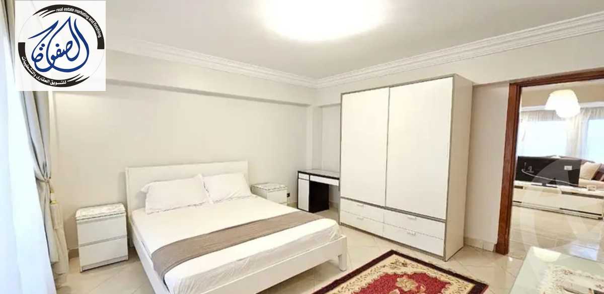 https://aqarmap.com.eg/ar/listing/5691930-for-rent-cairo-new-cairo-lrhb-city-phase-5-talaat-mostafa-st