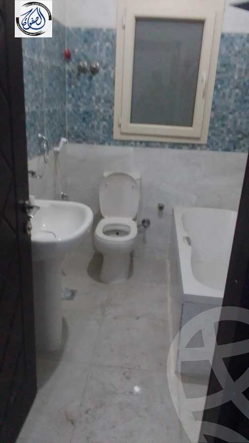 https://aqarmap.com.eg/en/listing/5732497-for-rent-cairo-new-cairo-sharq-el-akadamiya-al-tahrir-st