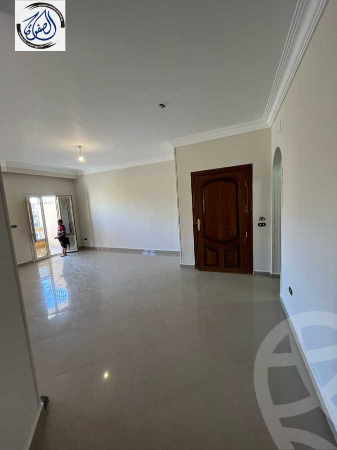 https://aqarmap.com.eg/en/listing/5732527-for-rent-cairo-new-cairo-el-yassamin-el-yasmeen-8