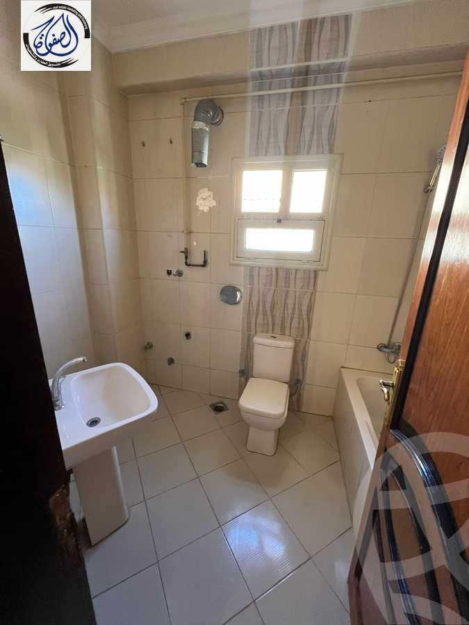 https://aqarmap.com.eg/en/listing/5732527-for-rent-cairo-new-cairo-el-yassamin-el-yasmeen-8