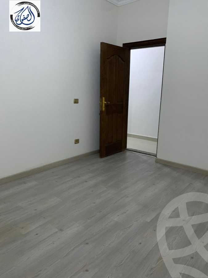 https://aqarmap.com.eg/en/listing/5733772-for-rent-cairo-new-cairo-el-yassamin-el-yasmeen-3-mohamed-rahim-st