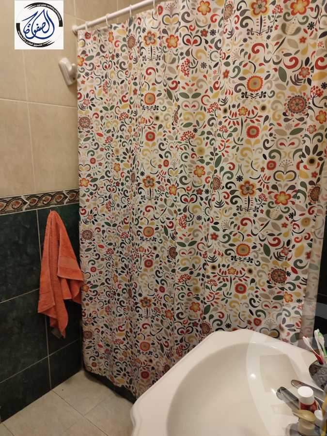 https://aqarmap.com.eg/en/listing/5788789-for-sale-cairo-new-cairo-el-ahyaa-first-neighborhood-street-1