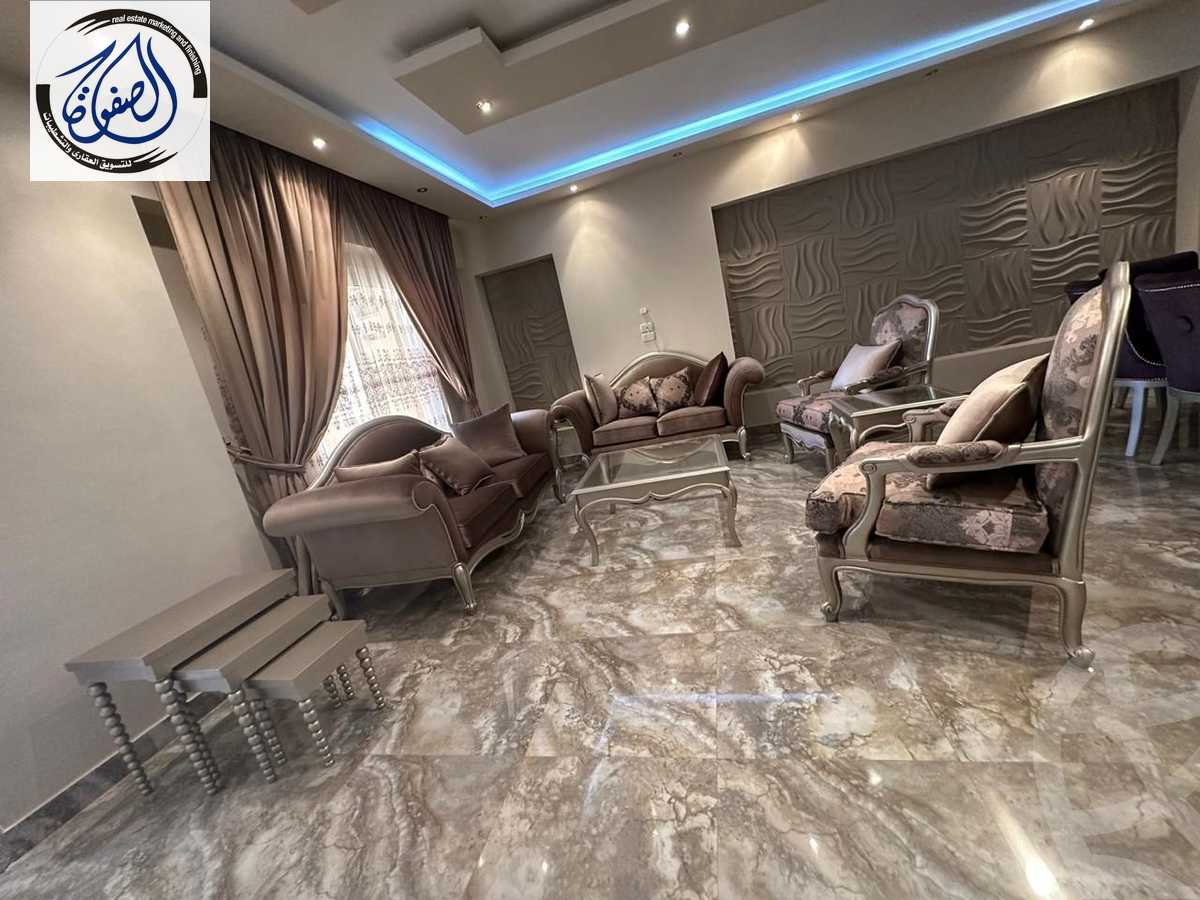https://aqarmap.com.eg/en/listing/5902987-for-rent-cairo-new-cairo-compounds-hayati-residence