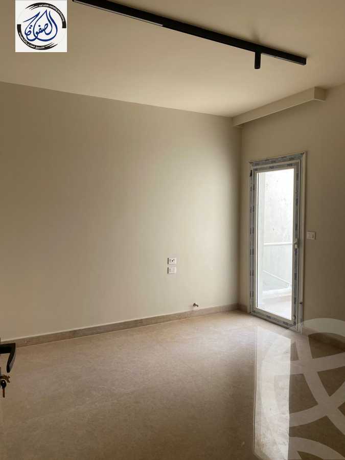 https://aqarmap.com.eg/en/listing/5924409-for-rent-cairo-new-cairo-compounds-mwntn-fyw-y-syty-club-park-mountain-view-icity