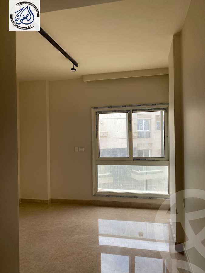 https://aqarmap.com.eg/en/listing/5924409-for-rent-cairo-new-cairo-compounds-mwntn-fyw-y-syty-club-park-mountain-view-icity