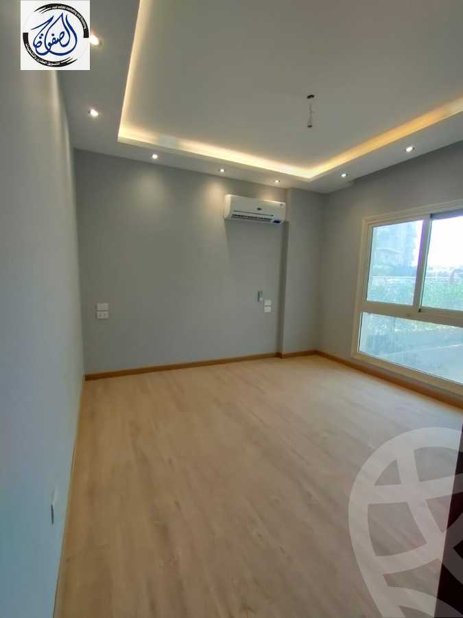 https://aqarmap.com.eg/en/listing/5937621-for-sale-cairo-new-cairo-compounds-mwntn-fyw-y-syty-club-park-mountain-view-icity