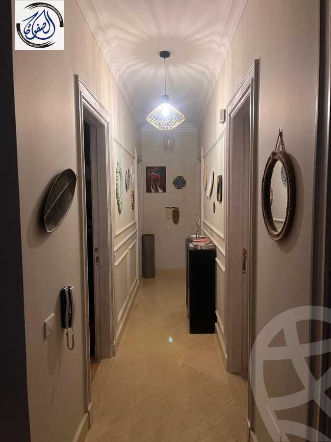 https://aqarmap.com.eg/en/listing/5940458-for-sale-cairo-new-cairo-compounds-kmbwnd-lnkhyl