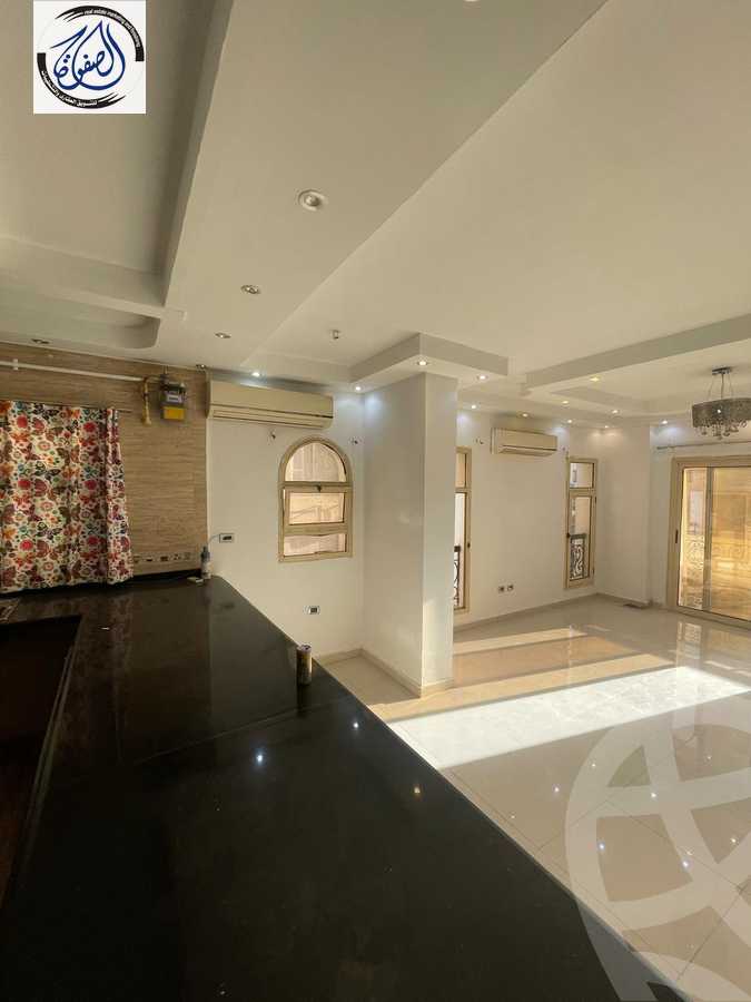 https://aqarmap.com.eg/ar/listing/5947823-for-rent-cairo-new-cairo-ganob-el-akadamiya-south-academy-a-zaid-ebn-haretha-st