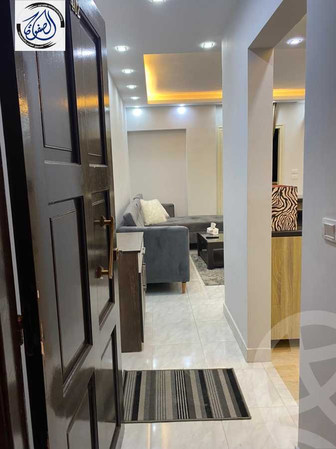https://aqarmap.com.eg/ar/listing/5947885-for-sale-cairo-new-cairo-compounds-el-ashrafia