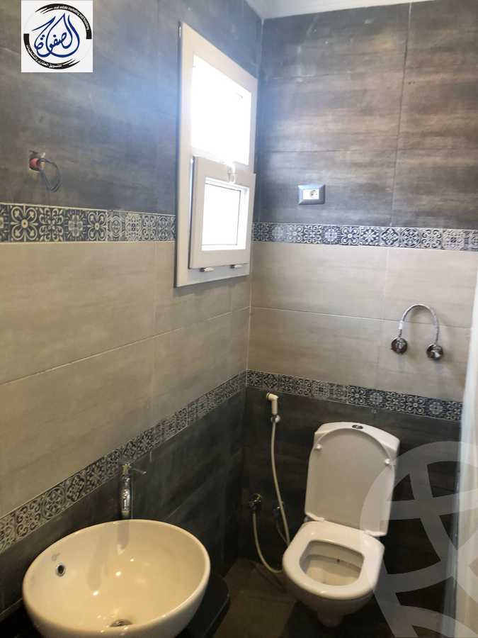 https://aqarmap.com.eg/en/listing/5947928-for-sale-cairo-new-cairo-compounds-zizinia-city
