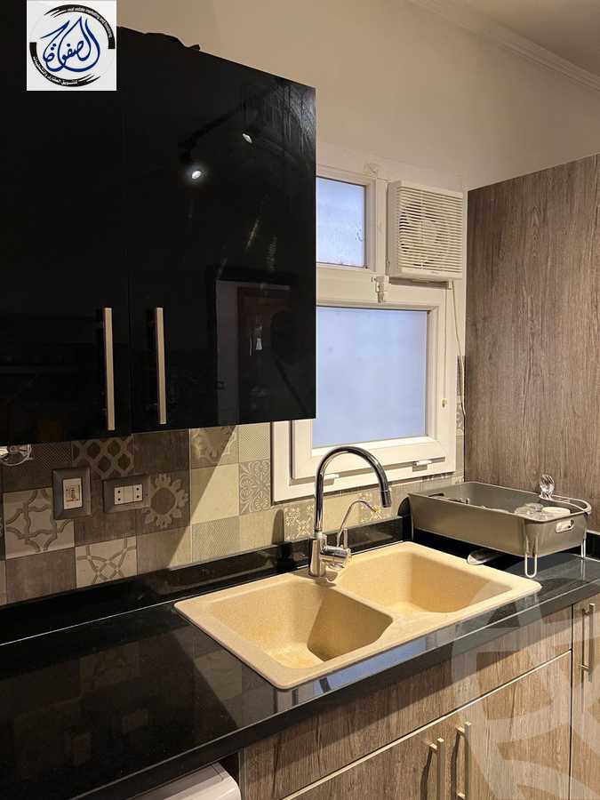 https://aqarmap.com.eg/en/listing/5947928-for-sale-cairo-new-cairo-compounds-zizinia-city