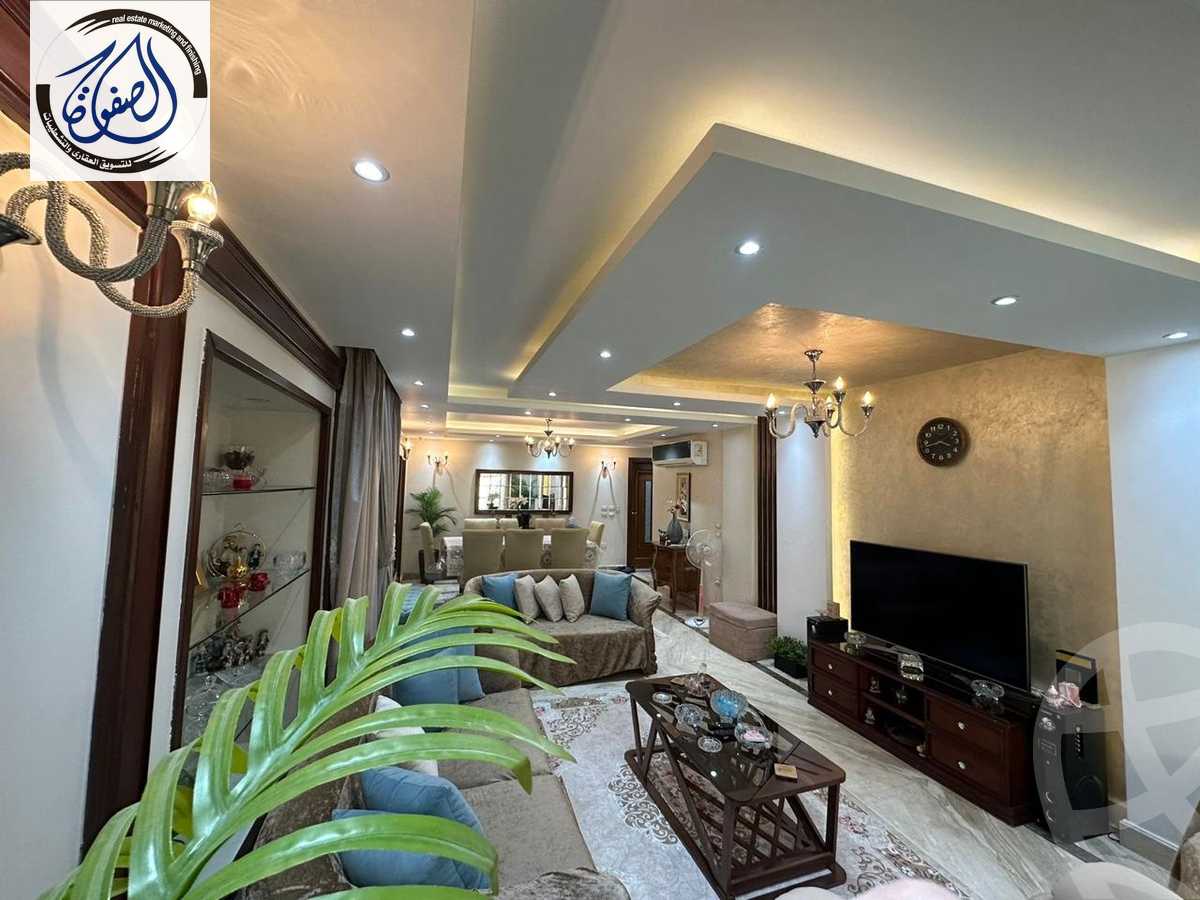 https://aqarmap.com.eg/en/listing/5984611-for-sale-cairo-new-cairo-compounds-the-square