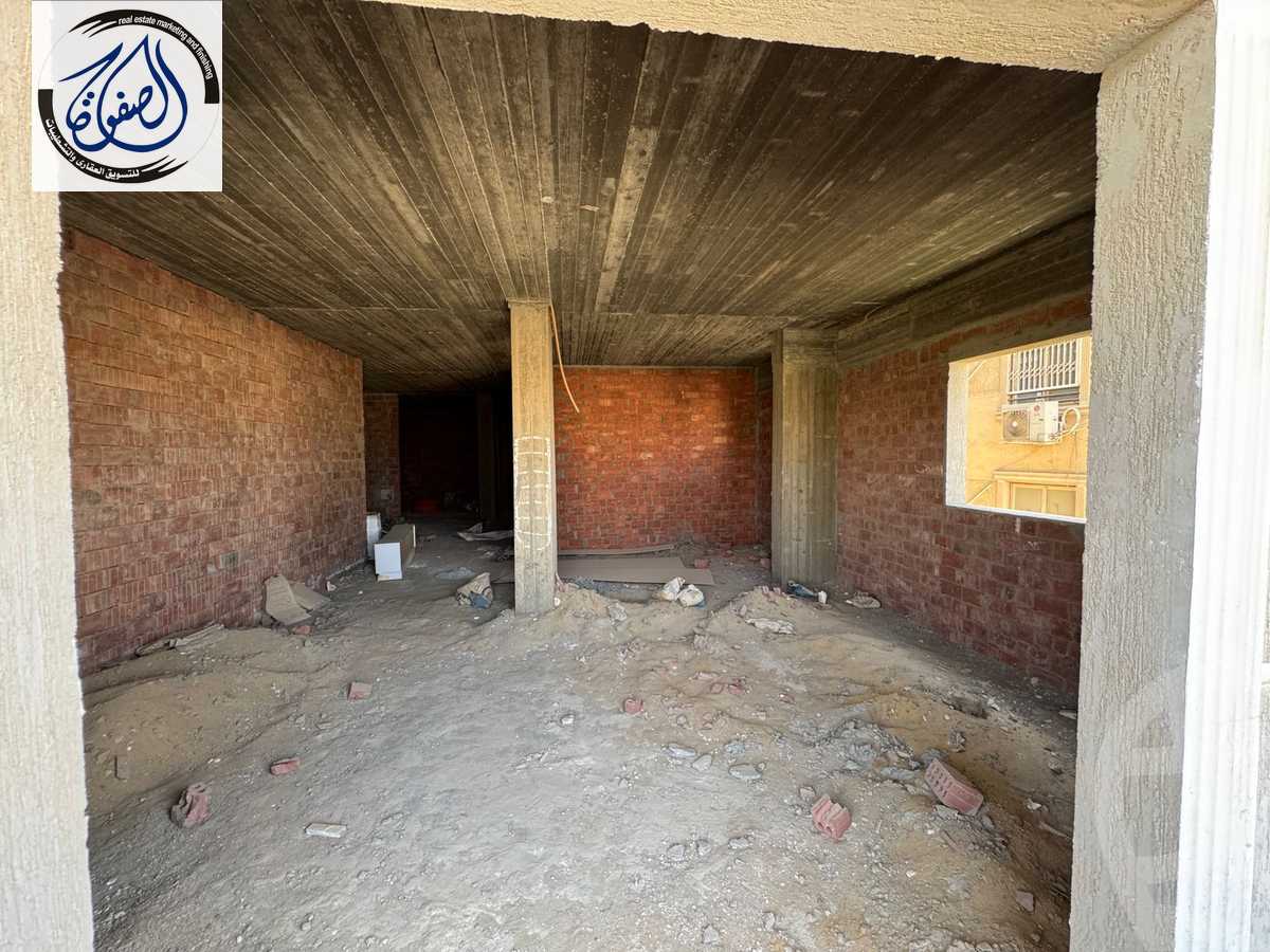 https://aqarmap.com.eg/en/listing/5984662-for-sale-cairo-new-cairo-compounds-el-mostashareen-compound