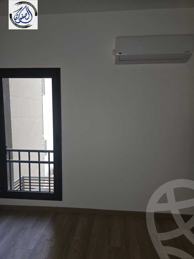 https://aqarmap.com.eg/en/listing/5984731-for-sale-cairo-new-cairo-compounds-fifth-square
