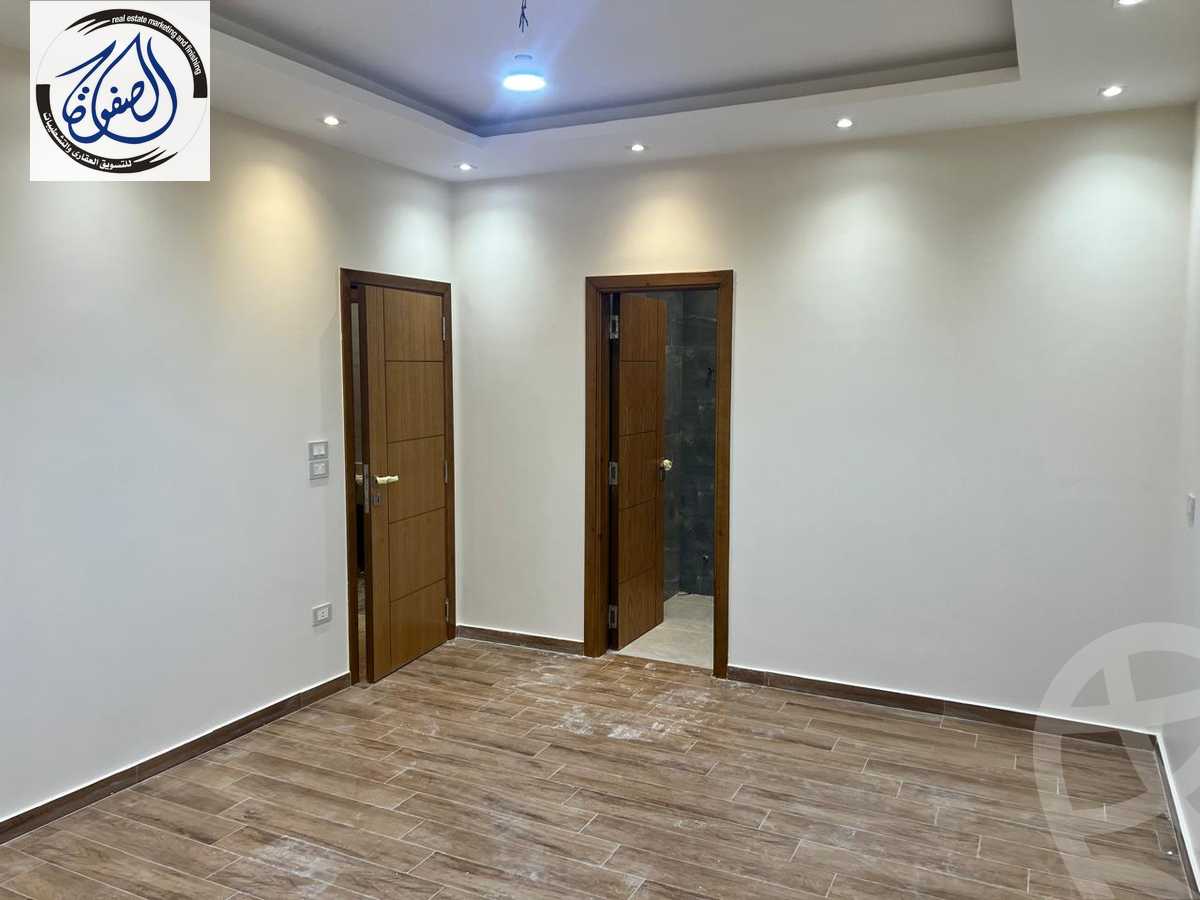 https://aqarmap.com.eg/en/listing/6042198-for-sale-cairo-new-cairo-compounds-kmbwnd-ldf-lwtny