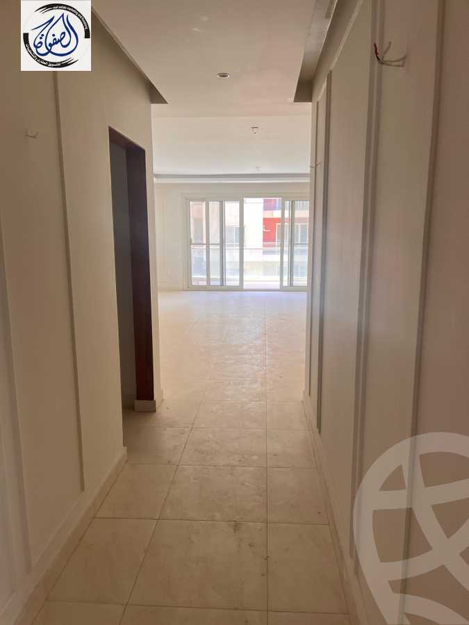 https://aqarmap.com.eg/en/listing/6052223-for-sale-cairo-new-cairo-lrhb-city-mtdd-lrhb-phase-9