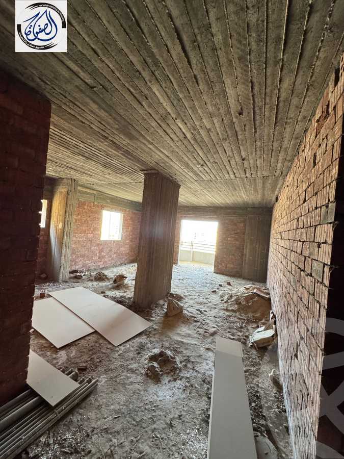 https://aqarmap.com.eg/en/listing/6085957-for-sale-cairo-new-cairo-compounds-kmbwnd-ldf-lwtny