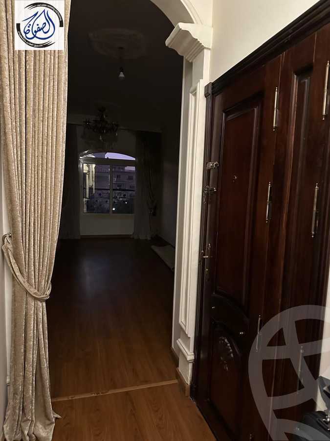 https://aqarmap.com.eg/ar/listing/6212355-for-sale-cairo-new-cairo-compounds-lmn-l-m