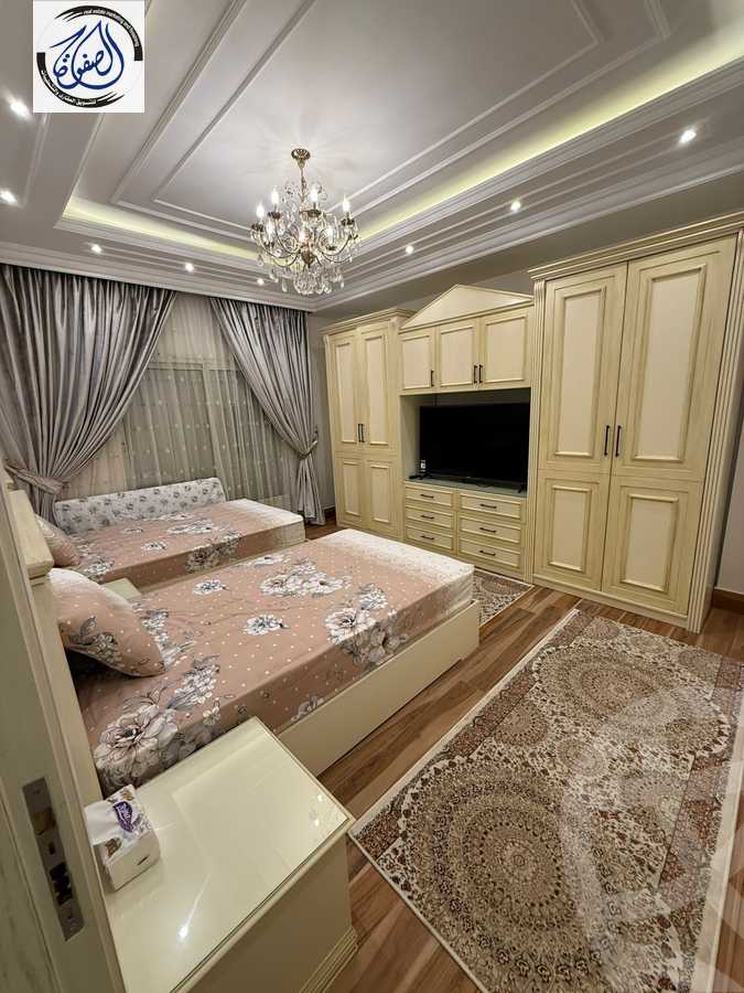 https://aqarmap.com.eg/ar/listing/6254044-for-sale-cairo-new-cairo-compounds-hayati-residence