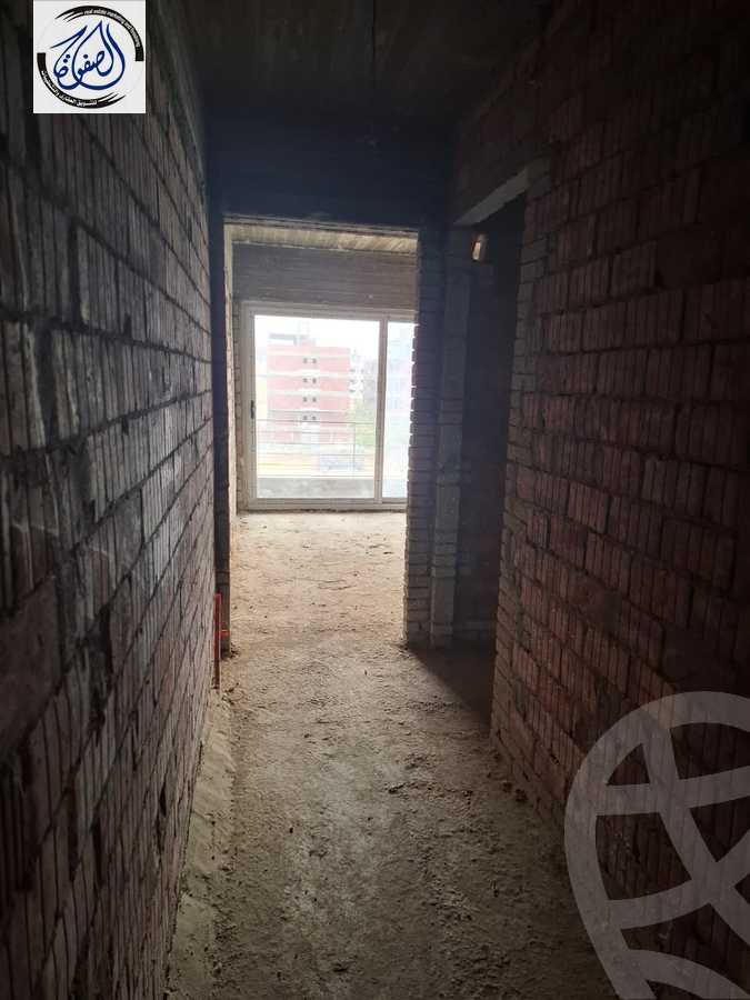 https://aqarmap.com.eg/ar/listing/6272010-for-sale-cairo-new-cairo-compounds-hadayek-el-fedaa