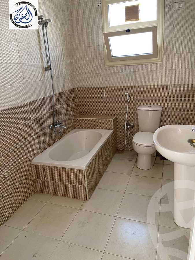 https://aqarmap.com.eg/ar/listing/6597626-for-rent-cairo-new-cairo-el-narges-el-narges-2-pilot-halawany-st