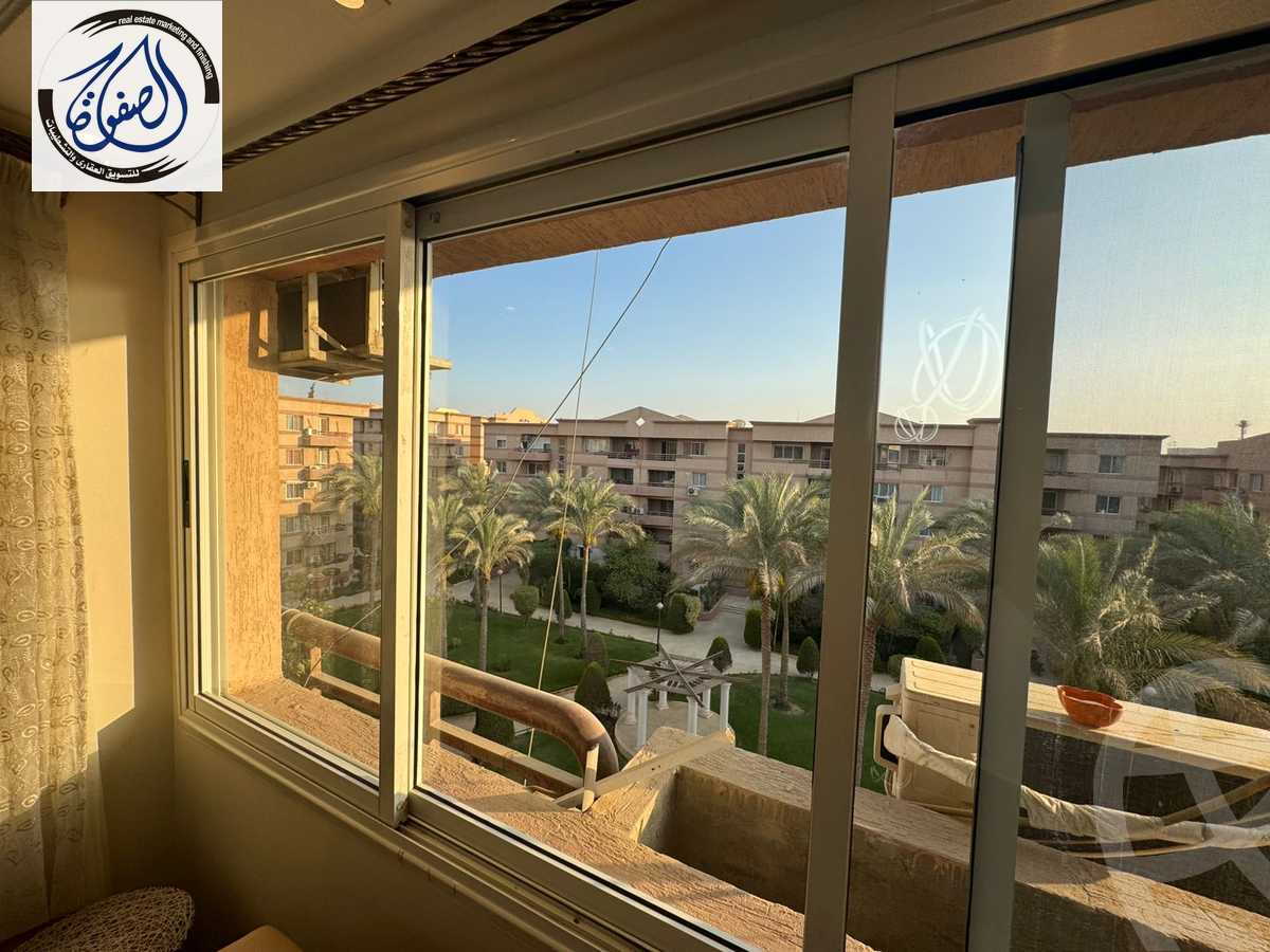 https://aqarmap.com.eg/en/listing/6610568-for-sale-cairo-new-cairo-lrhb-city-phase-4-mohammed-farid-st