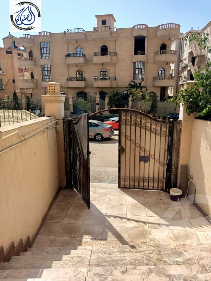 https://aqarmap.com.eg/ar/listing/6638933-for-sale-cairo-new-cairo-compounds-kmbwnd-lnkhyl