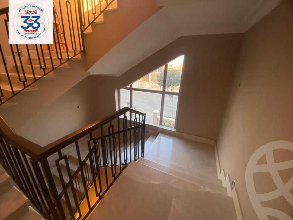 https://aqarmap.com.eg/ar/listing/3854747-for-sale-cairo-el-sheikh-zayed-city-compounds-in-sheikh-zayed-palm-hills-october-golf-extension